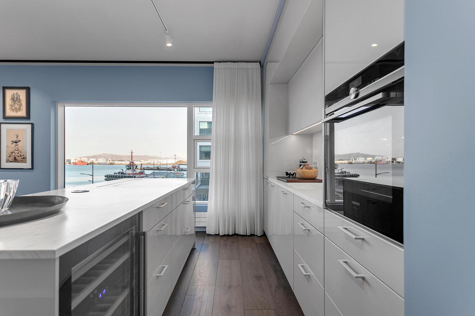 Sunny Central Reykjavik Apartment - Harbour View Экстерьер фото